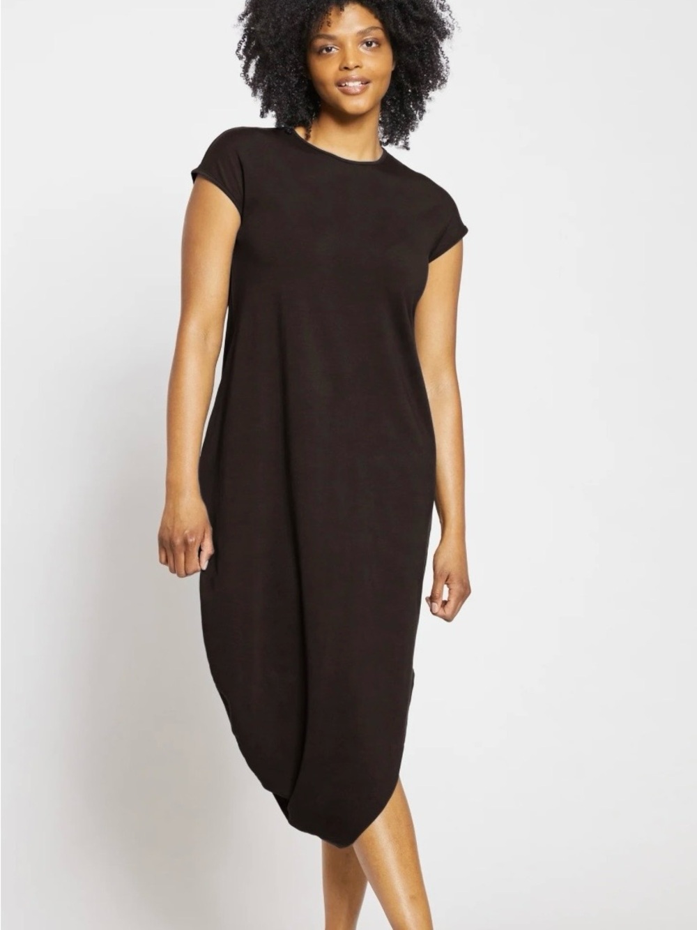 Universal Standard Black Cap-Sleeve Geneva Midi Dress